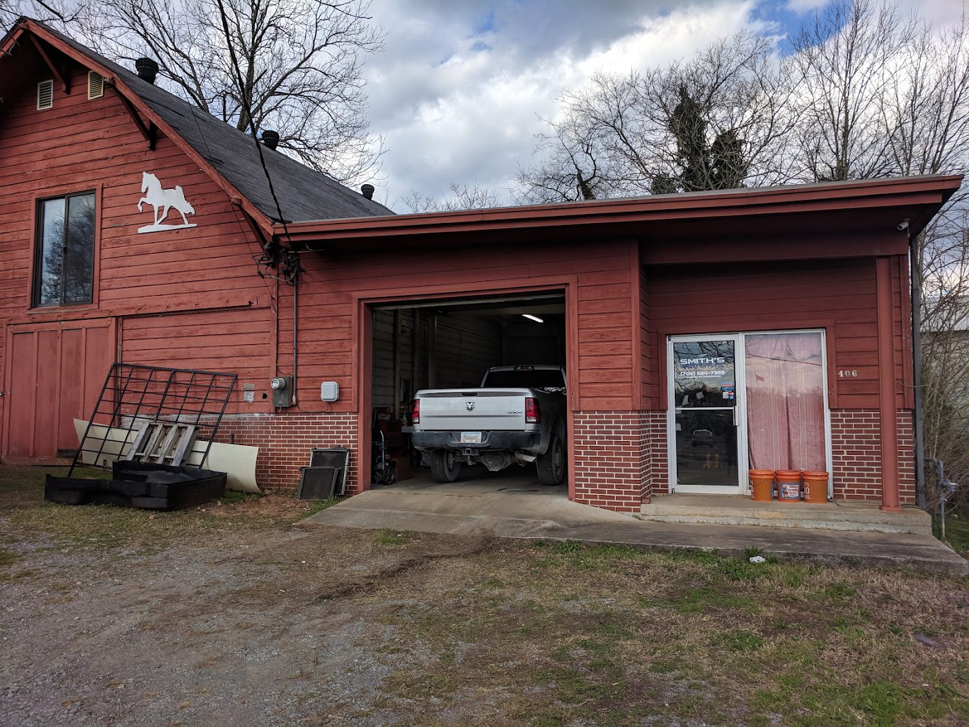 Smith's Auto Repair shop in Rome, GA